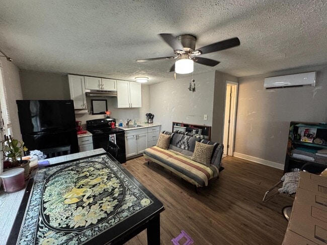 2314 Mississippi Ave in Savannah, GA - Building Photo - Building Photo