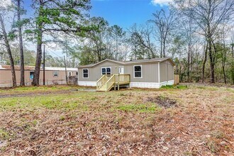 10757 Doe Hill Dr in Montgomery, TX - Building Photo - Building Photo