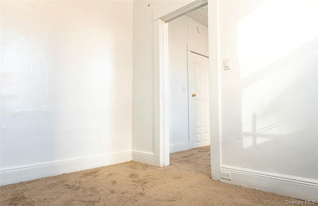 14 Horton Ave in New Rochelle, NY - Building Photo - Building Photo