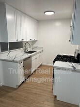 2719 Montrose Ave in Glendale, CA - Building Photo - Building Photo