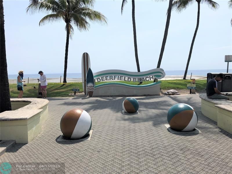 600 SE 2nd Ave in Deerfield Beach, FL - Building Photo