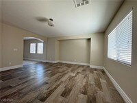 370 Dogleg Dr in Las Vegas, NV - Building Photo - Building Photo