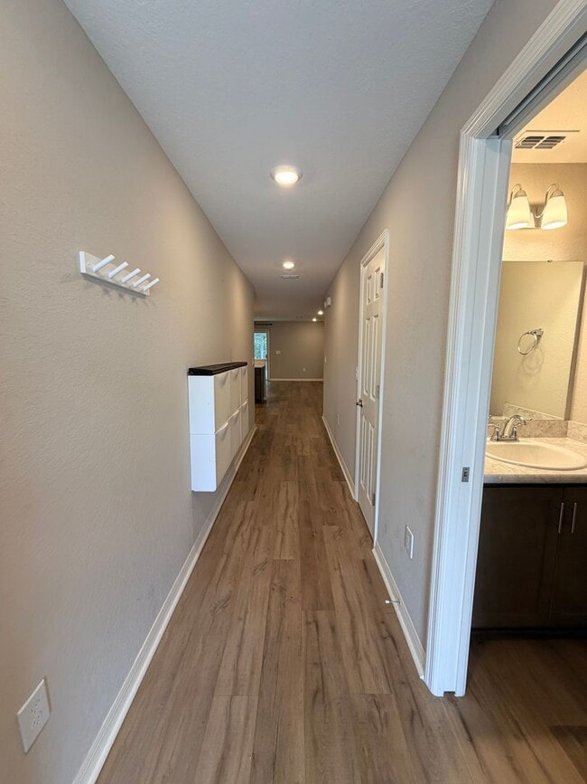 2738 Idyll Lks Cir in Plant City, FL - Building Photo - Building Photo