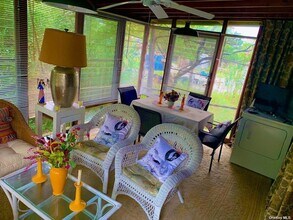 30 Gale Walk in Islip, NY - Building Photo - Building Photo