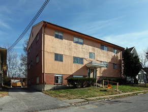 Pearl Street Apartments in Kansas City, KS - Building Photo - Building Photo