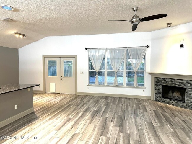 5388 Hidden Gardens Dr in Jacksonville, FL - Building Photo - Building Photo