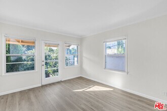 1042 Sonora Ave in Glendale, CA - Building Photo - Building Photo