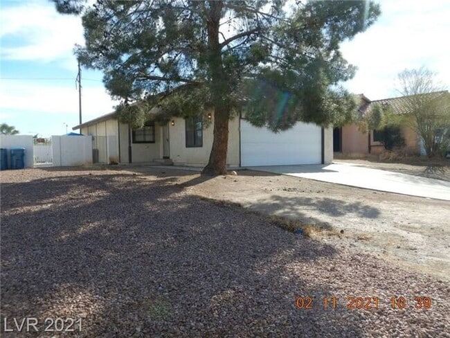 property at 1013 Neil Armstrong Cir