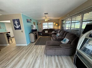 250 Caddy Rd in Rotonda West, FL - Building Photo - Building Photo