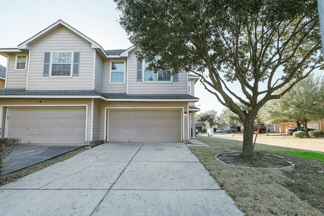 property at 8743 Rainglen Ln
