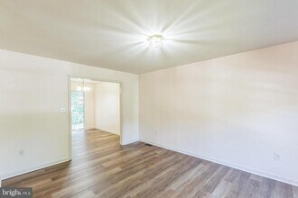 8712 Oldham Rd in Fredericksburg, VA - Building Photo - Building Photo