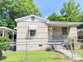 4814 Norman St in Columbia, SC - Building Photo