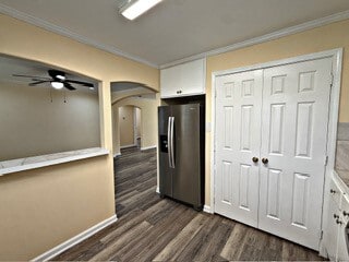 property at 310 W Houston Ave