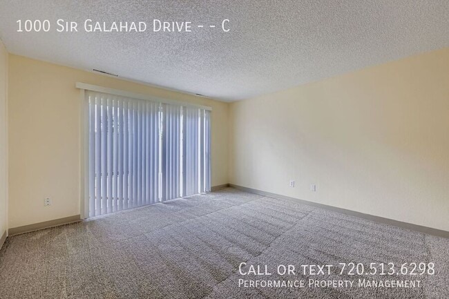 1000 Sir Galahad Dr in Lafayette, CO - Building Photo - Building Photo