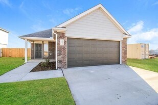 2003 Malus Way in El Reno, OK - Building Photo