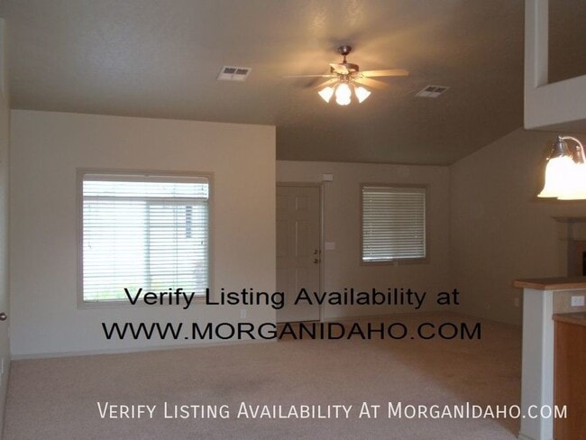 1621 W Streamside Ave in Nampa, ID - Building Photo - Building Photo