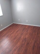 526 SW 4th Ave, Unit Apt 3 in Fort Lauderdale, FL - Building Photo - Building Photo