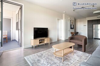 299 Franklin St, Unit FL4-ID2127 in Redwood City, CA - Foto de edificio - Building Photo