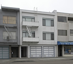 2665 Judah St in San Francisco, CA - Building Photo - Building Photo