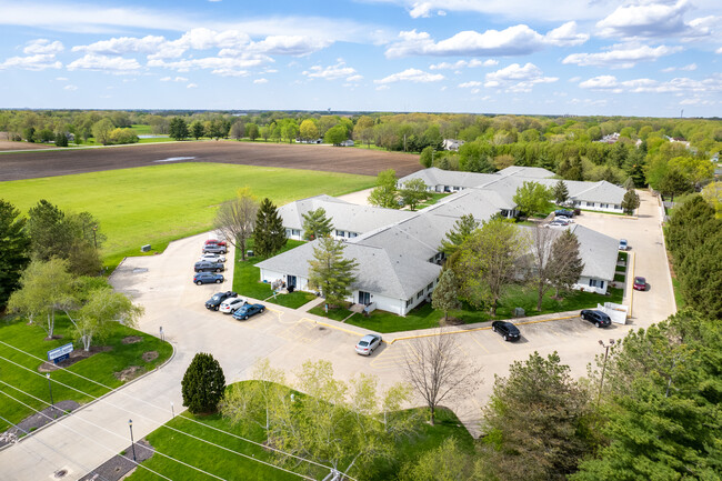 Meadow View Place in Springfield, IL - Foto de edificio - Building Photo