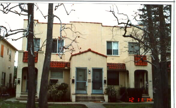 803 Lindaraxa Park in Alhambra, CA - Building Photo - Building Photo