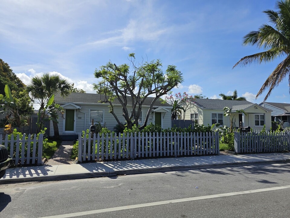 905 N K St in Lake Worth, FL - Building Photo