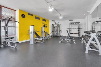 1000 Parkview Dr, Unit 329 in Hallandale Beach, FL - Building Photo - Building Photo