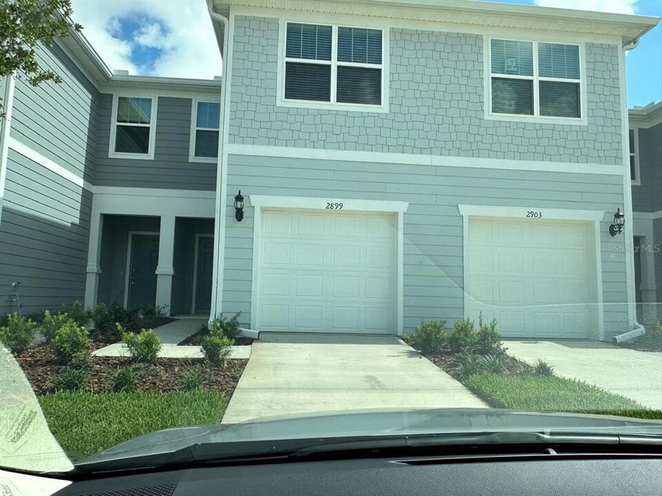 2899 Stunning Ave in Davenport, FL - Building Photo