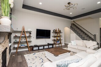 1061 Birkshire Ridge in Rochester Hills, MI - Building Photo - Building Photo