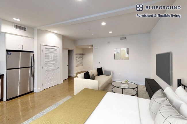 7400 Center Ave in Huntington Beach, CA - Building Photo - Building Photo