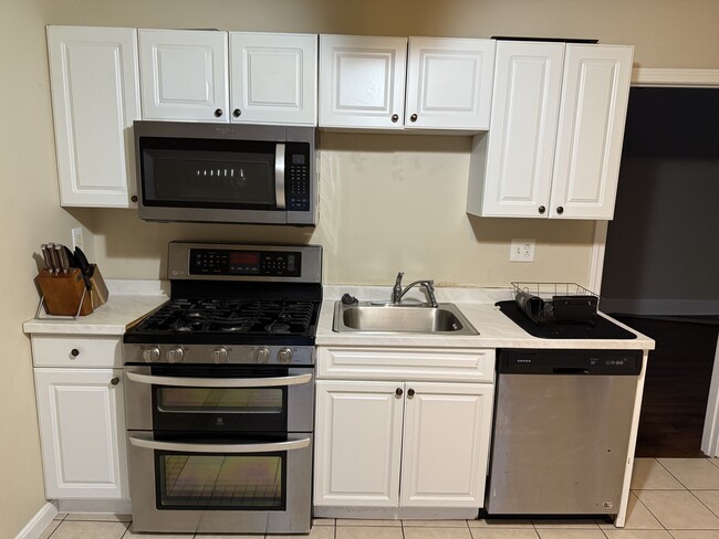 56 Parker St, Unit 1