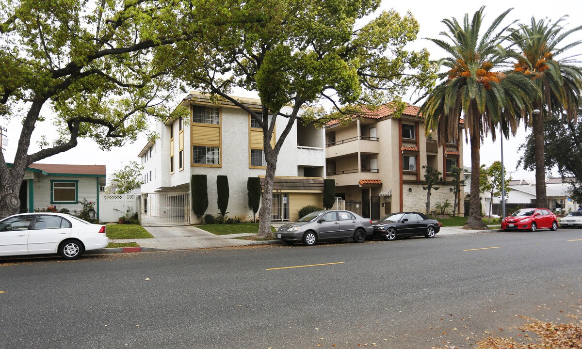 614 W California Ave in Glendale, CA - Building Photo