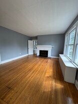 1559 Ella T Grasso Blvd in New Haven, CT - Building Photo