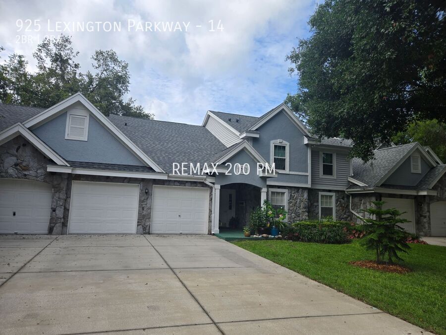 925 Lexington Pkwy in Apopka, FL - Building Photo