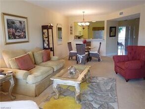 7814 Great Heron Way-Unit -203 in Naples, FL - Building Photo - Building Photo