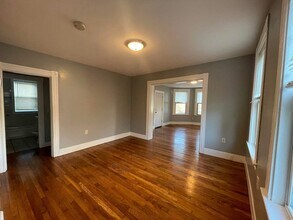 20-22-22 Wilson St in Lynn, MA - Building Photo - Building Photo