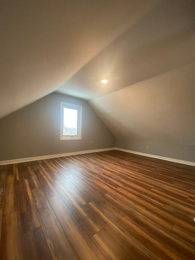 55 Chase St, Unit 2