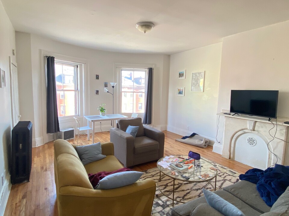 515 Massachusetts Ave, Unit 2 in Boston, MA - Building Photo