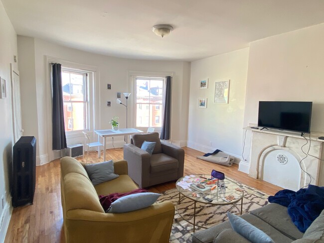 515 Massachusetts Ave, Unit 2