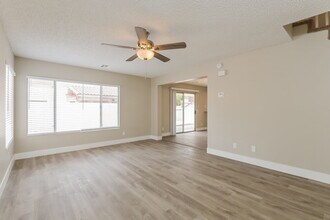 1460 Grub Stake Cir in Henderson, NV - Building Photo - Building Photo