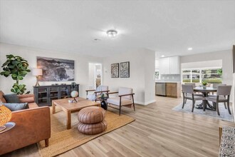 162 Circlewood Dr in Venice, FL - Building Photo - Building Photo