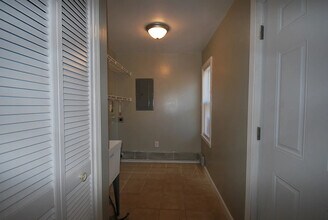 18507 Lennane St in Redford Township, MI - Building Photo - Building Photo