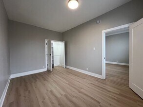 3640 W Fullerton Ave in Chicago, IL - Building Photo - Building Photo