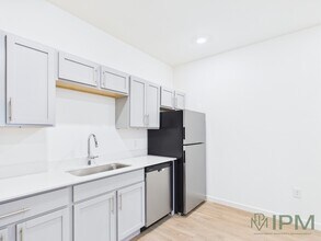 Luxury Style Apartments Located in York Suburban School District in York, PA - Foto de edificio - Building Photo