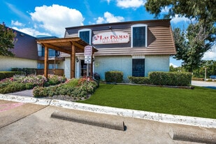 Las Palmas in Arlington, TX - Building Photo