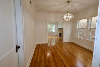 3429 N Lowell Ave, Unit 2 in Chicago, IL - Foto de edificio - Building Photo