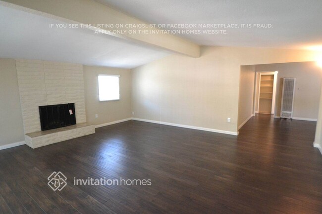 11933 Phillippi Ave in San Fernando, CA - Building Photo - Building Photo