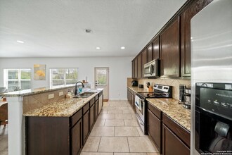 3510 Penta Fields in Converse, TX - Building Photo - Building Photo