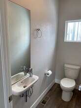 5559 W 10th Ave in Lakewood, CO - Foto de edificio - Building Photo