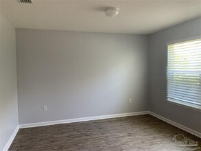 2127 Waltham St in Pensacola, FL - Building Photo - Building Photo
